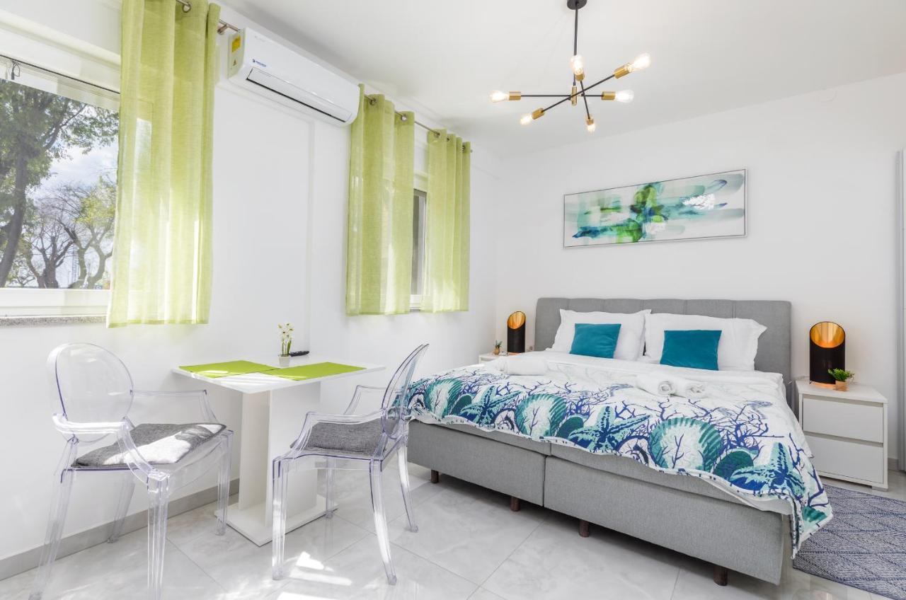 Marine Lux Apartments Πούλα Εξωτερικό φωτογραφία