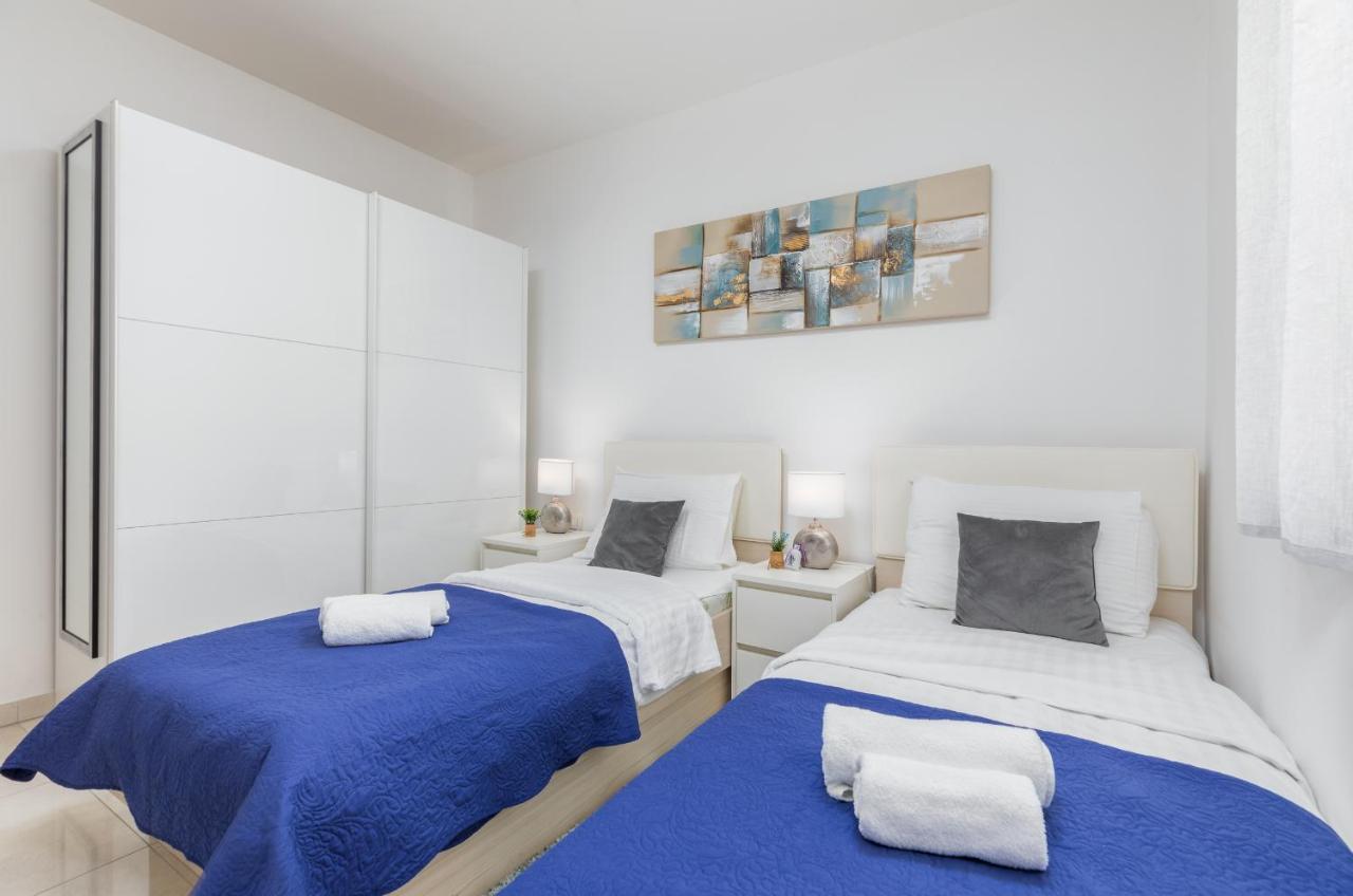 Marine Lux Apartments Πούλα Εξωτερικό φωτογραφία